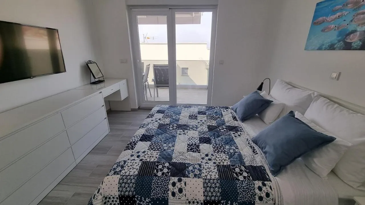 Simuni Delight Apartment 0*,