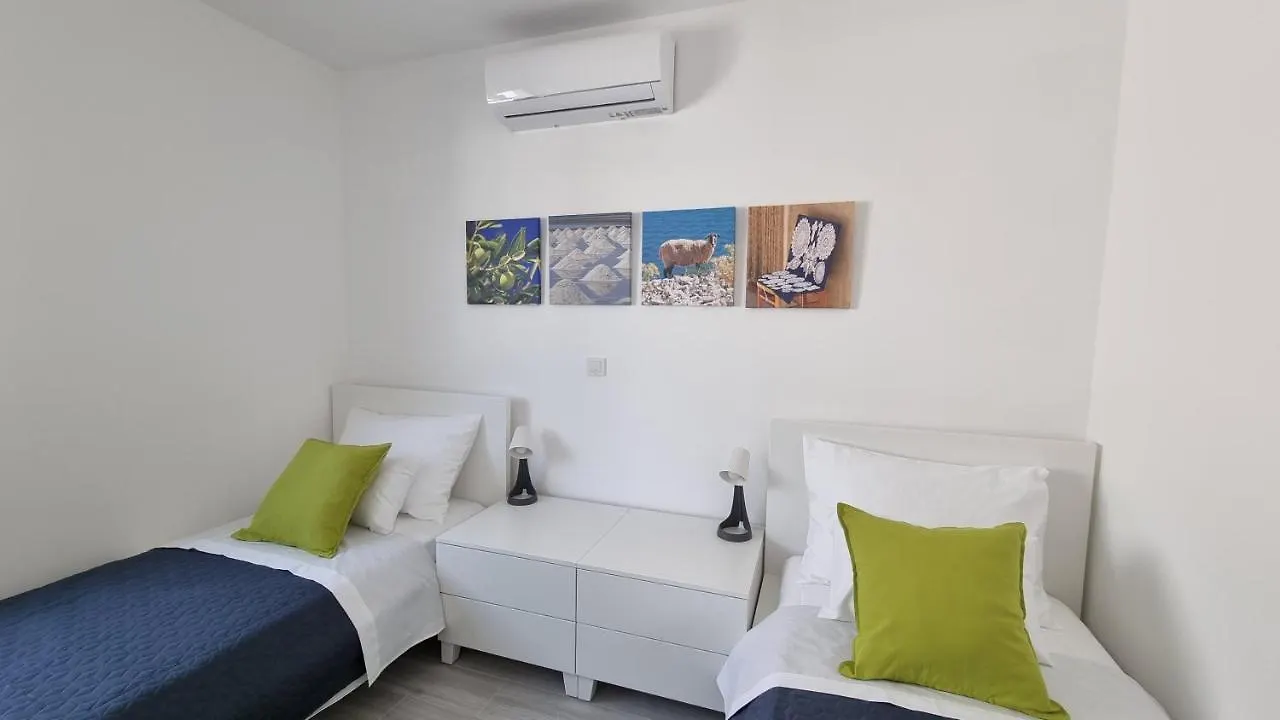 Simuni Delight Apartment